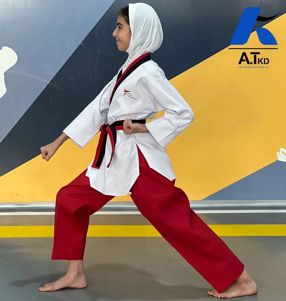 ویژگی ها لباس پومسه دختران زیر 15 سال
